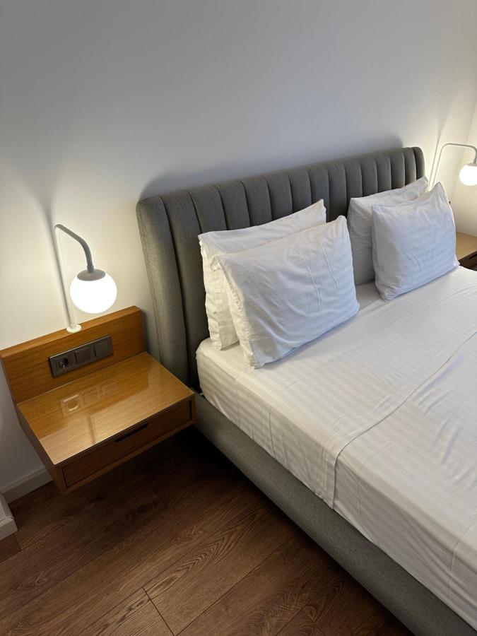 Rustemi Aparthotel Sarande Exterior photo
